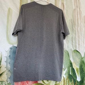 Lululemon Metal Vent T-Shirt